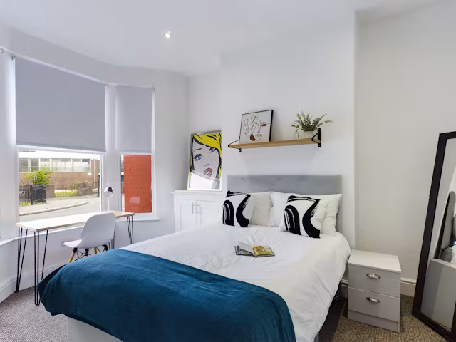 hall-lane-liverpool-4 Bed Apartment-1