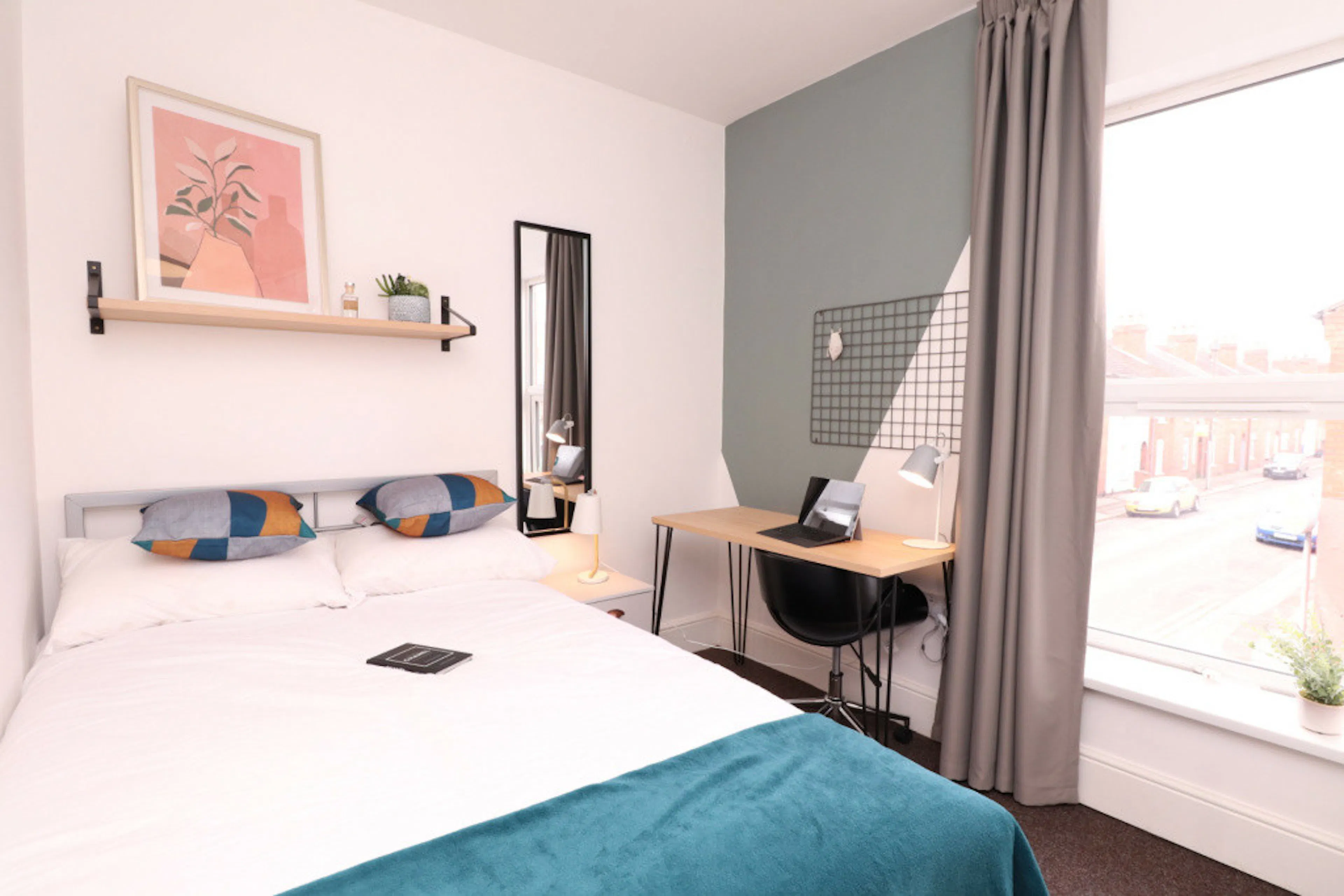 4 Bed Apartment ROOM 2