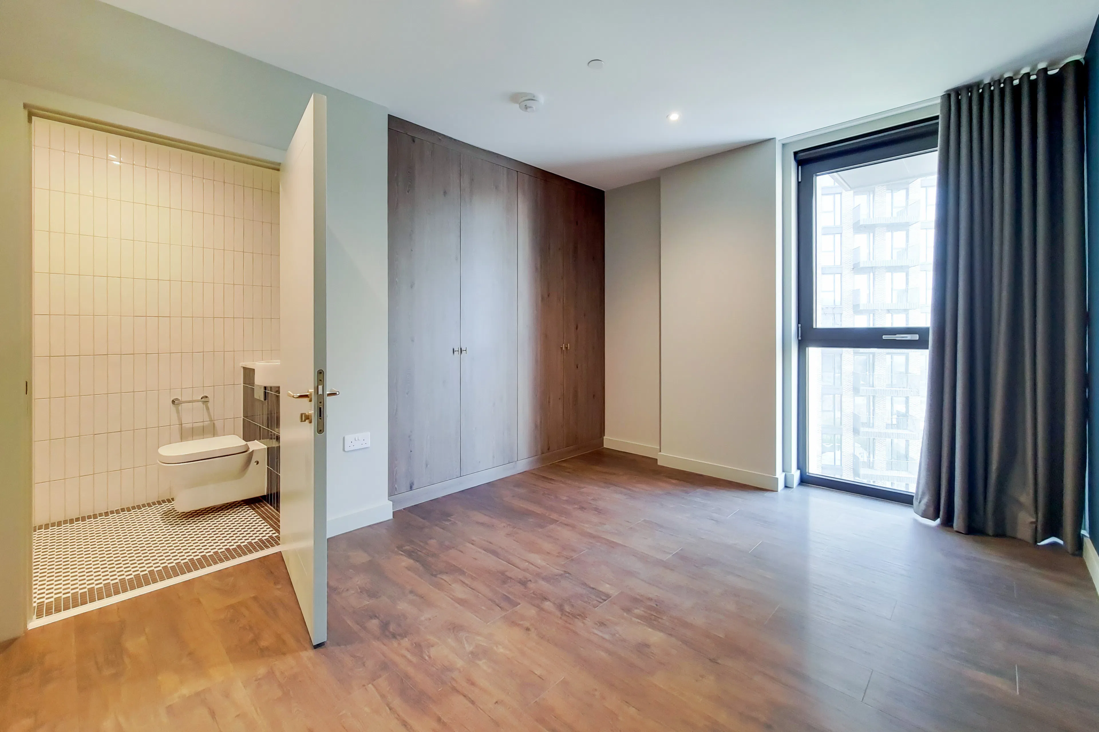 ROOM ROOM 4