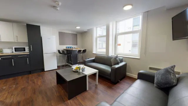 Silver En Suite room image 4