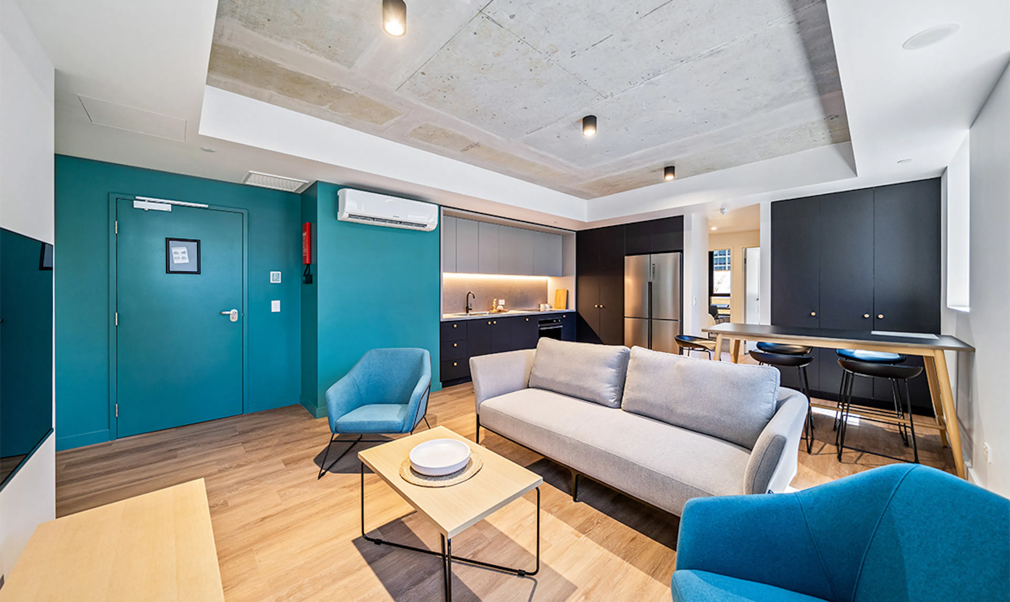 Panoramic 4 Bed Ensuite Apartment KITCHEN 4