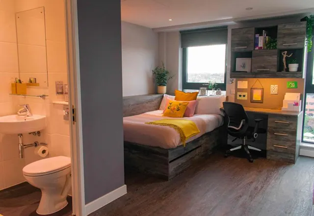 4 Bed Penthouse room image 1