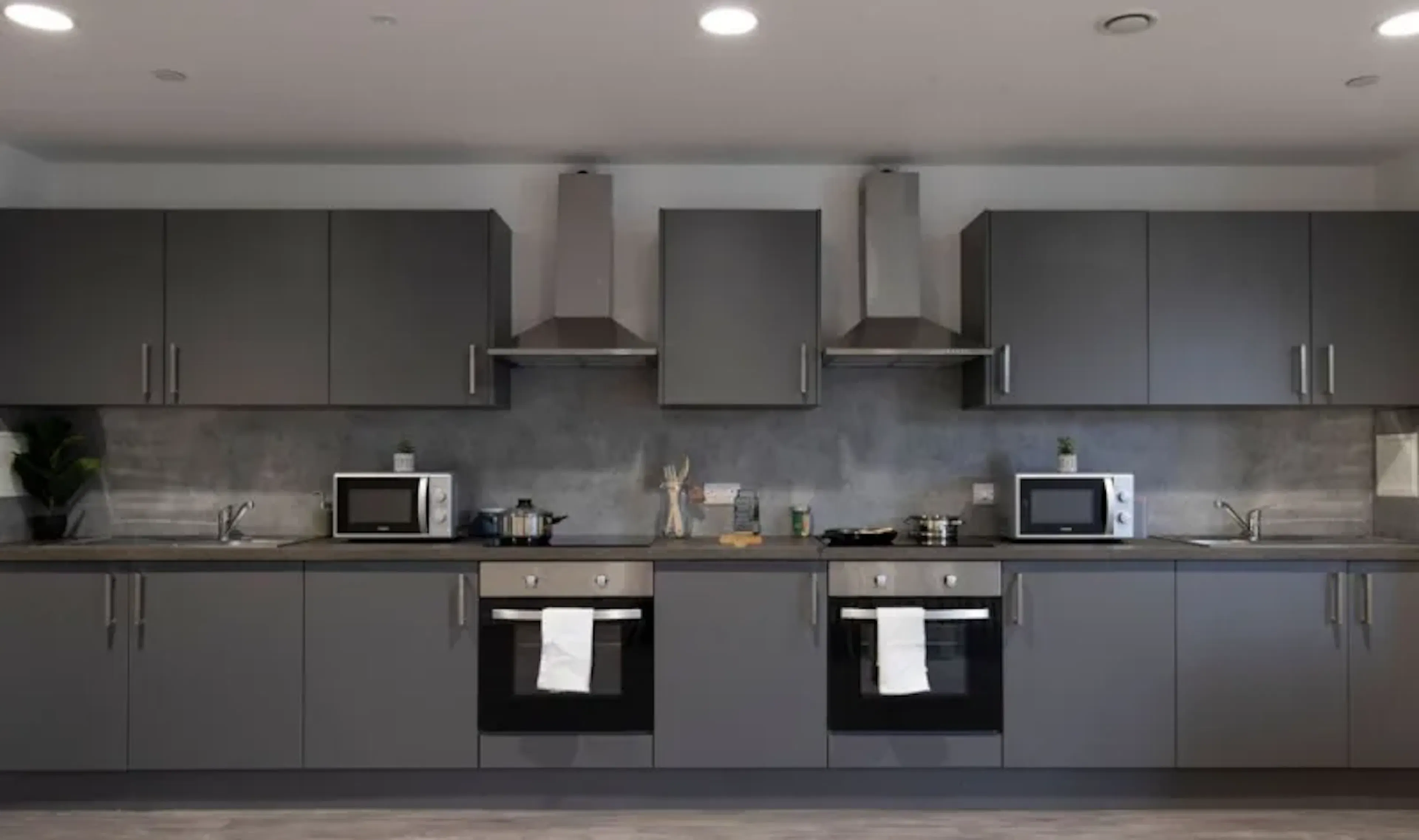 4 Bed Classic En-suite KITCHEN 1