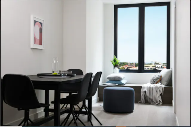 4 Bed Apartment room image 1