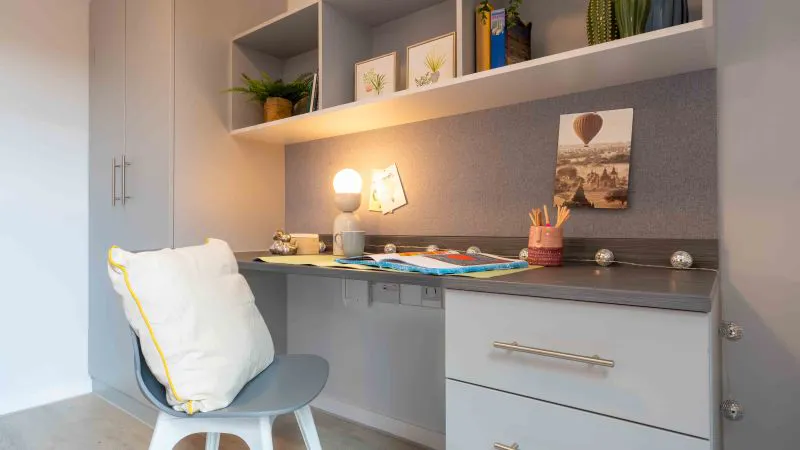 Silver One Bed Apartment Plus