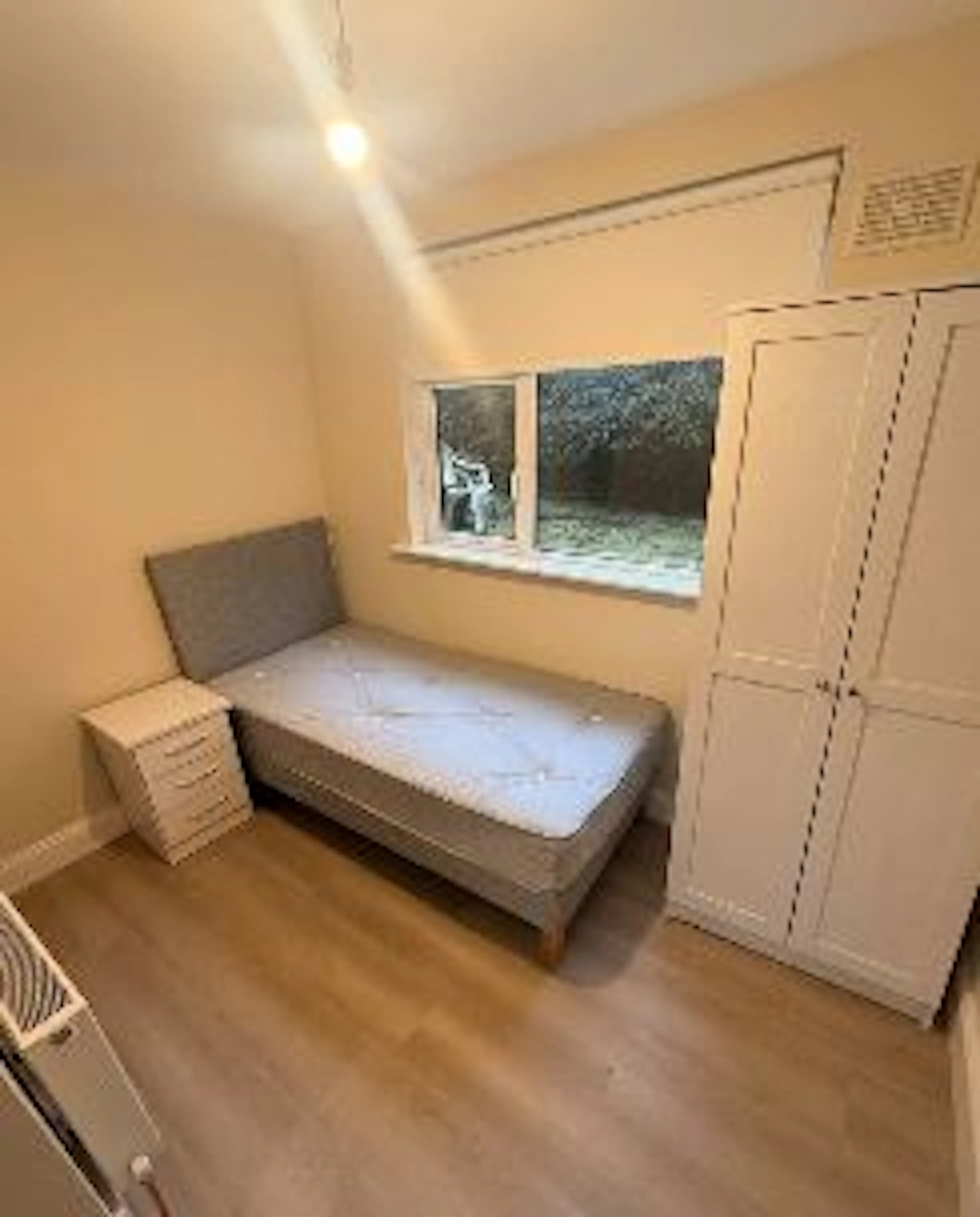 ROOM ROOM 3
