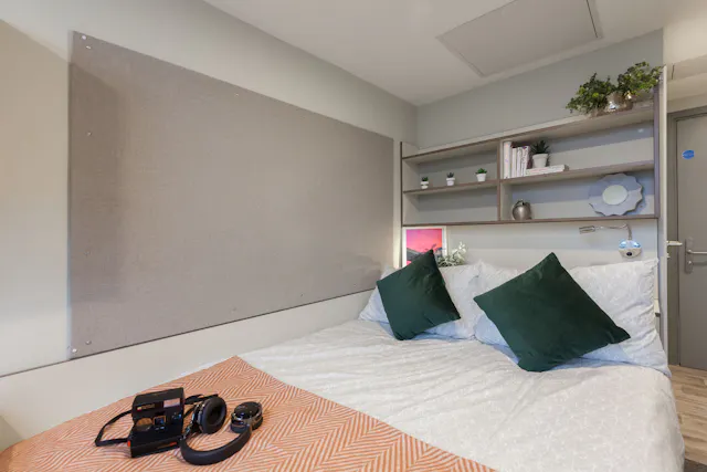 Gold En-Suite room image 1