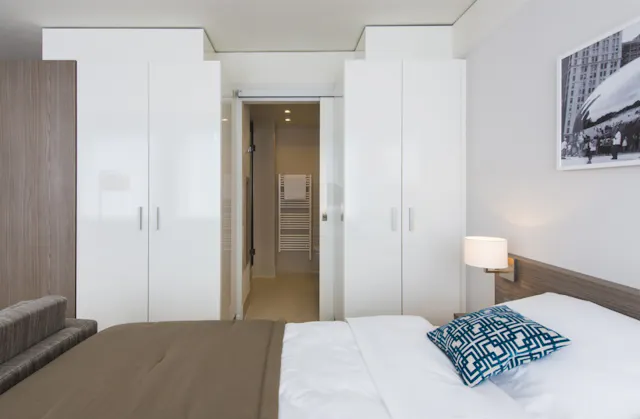 Amazing Apartment room image 1