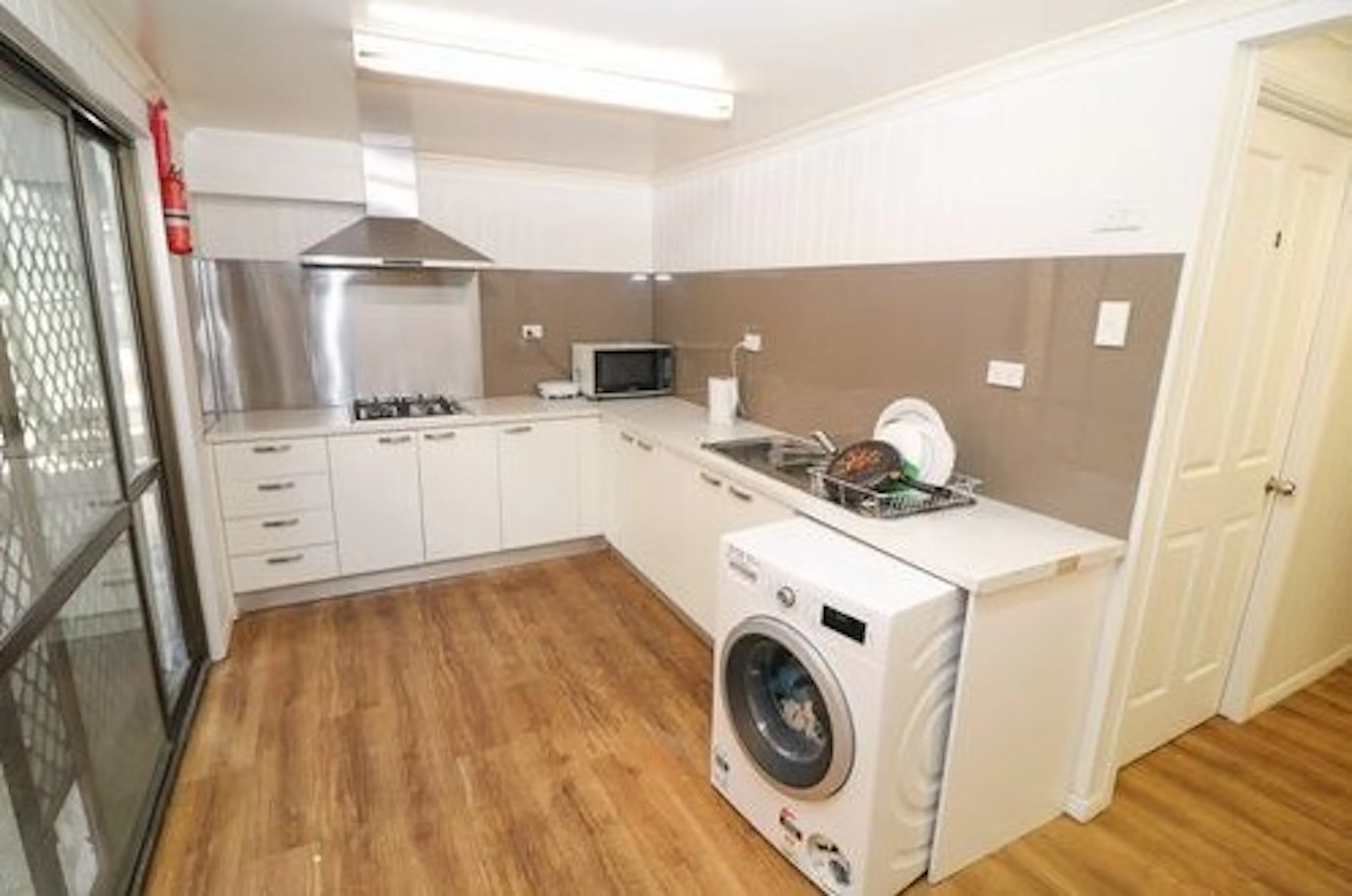 Charming Executive Room KITCHEN 2