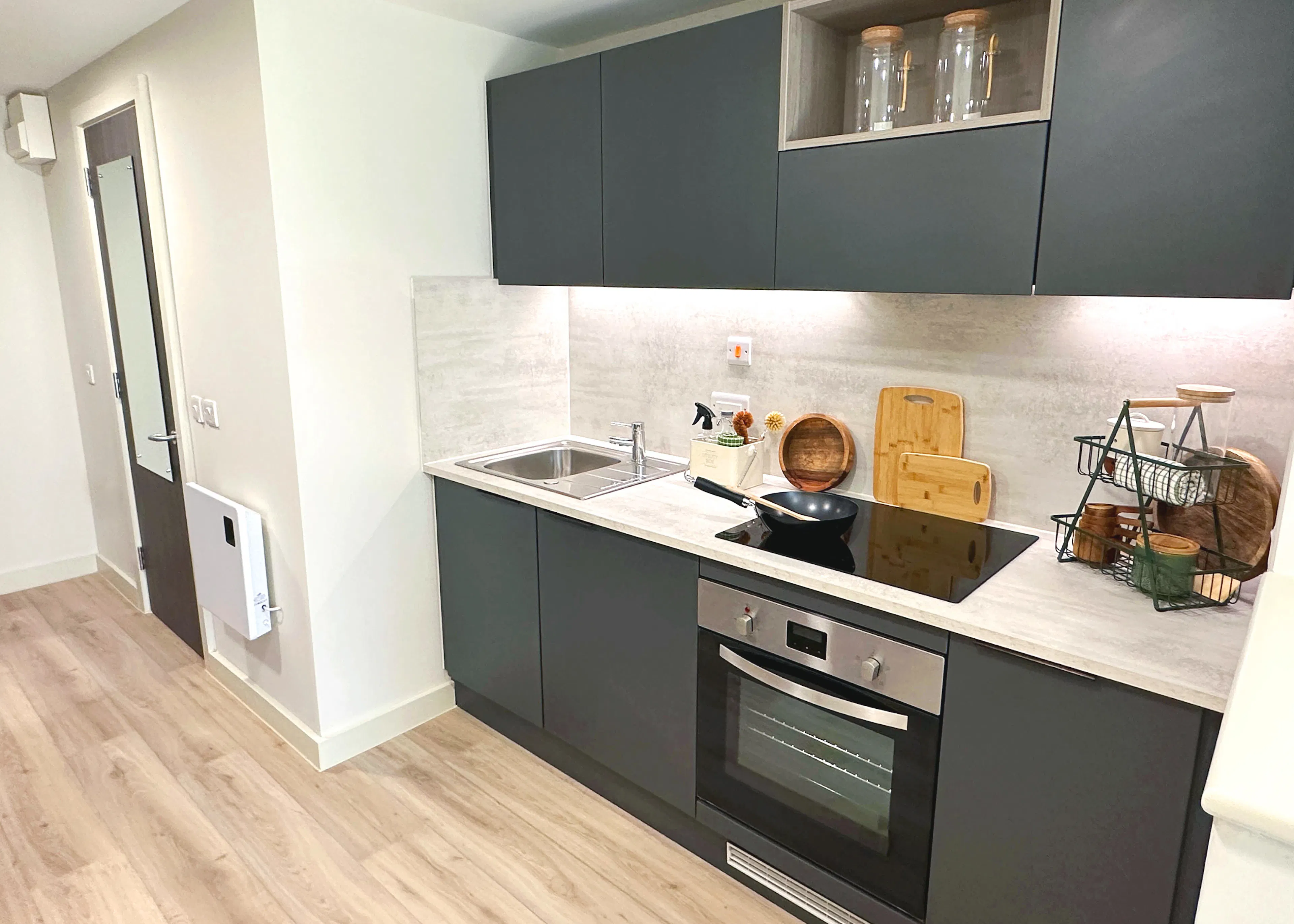 Premium Studio KITCHEN 3
