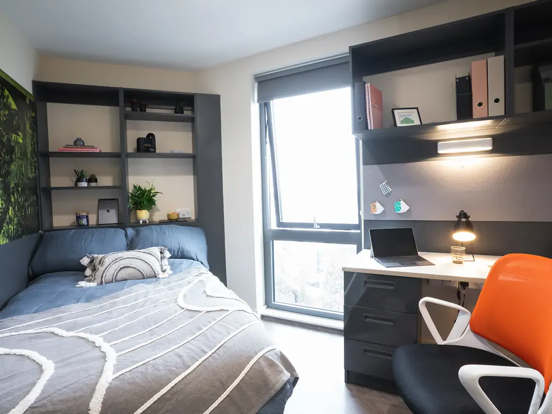 5 Bed Premium En-suite