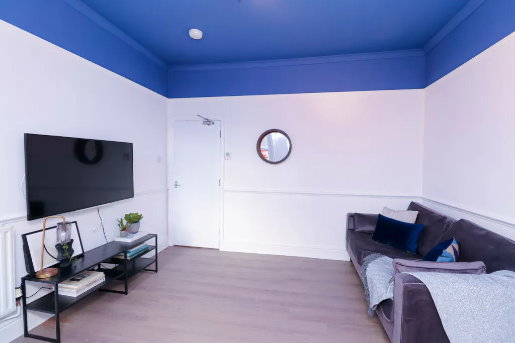 5 Bed Apartment ROOM 3