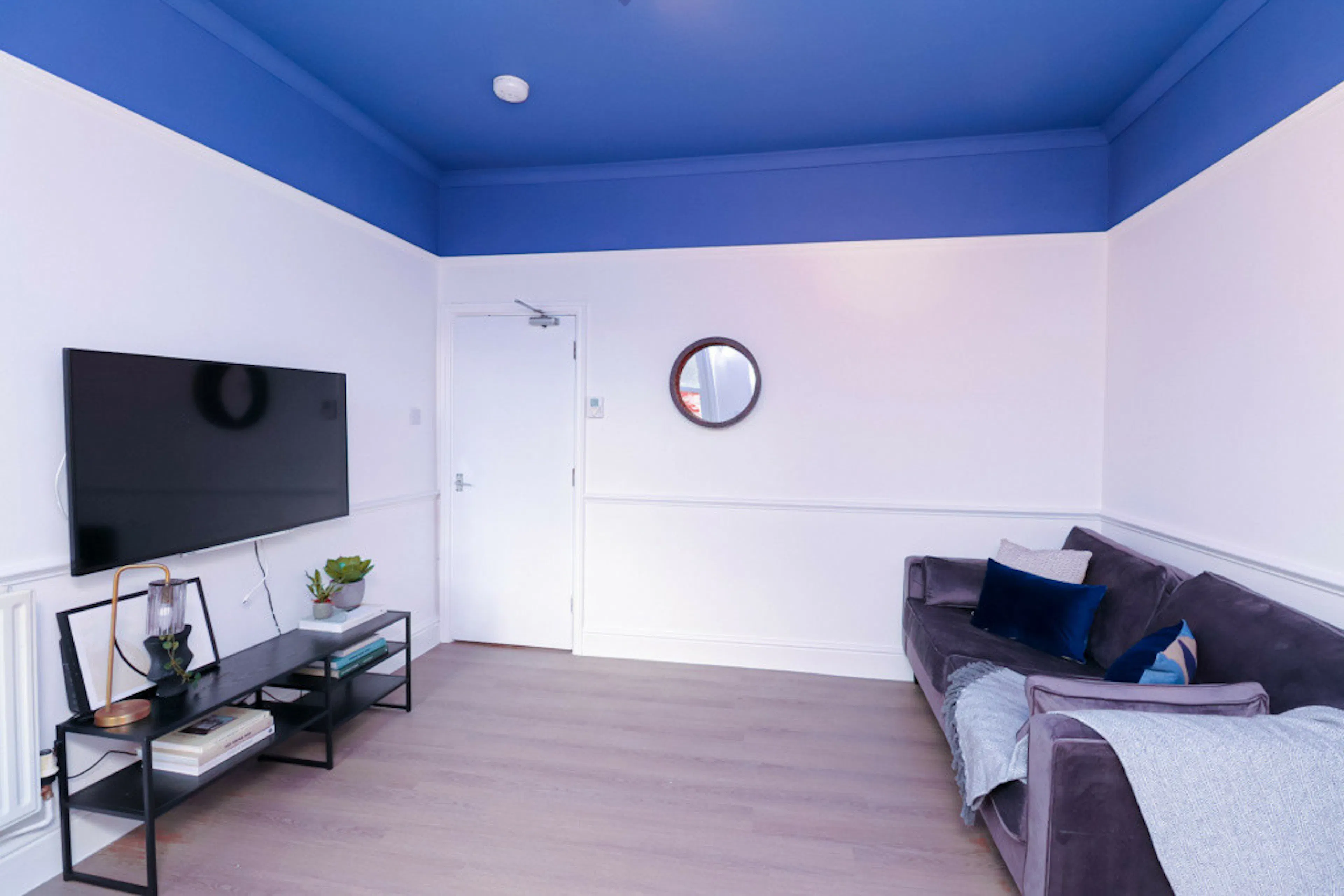5 Bed Apartment ROOM 3
