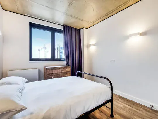4 Bed Apartment room image 5