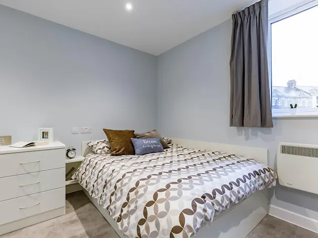 5 Bed Club Studio room image 1