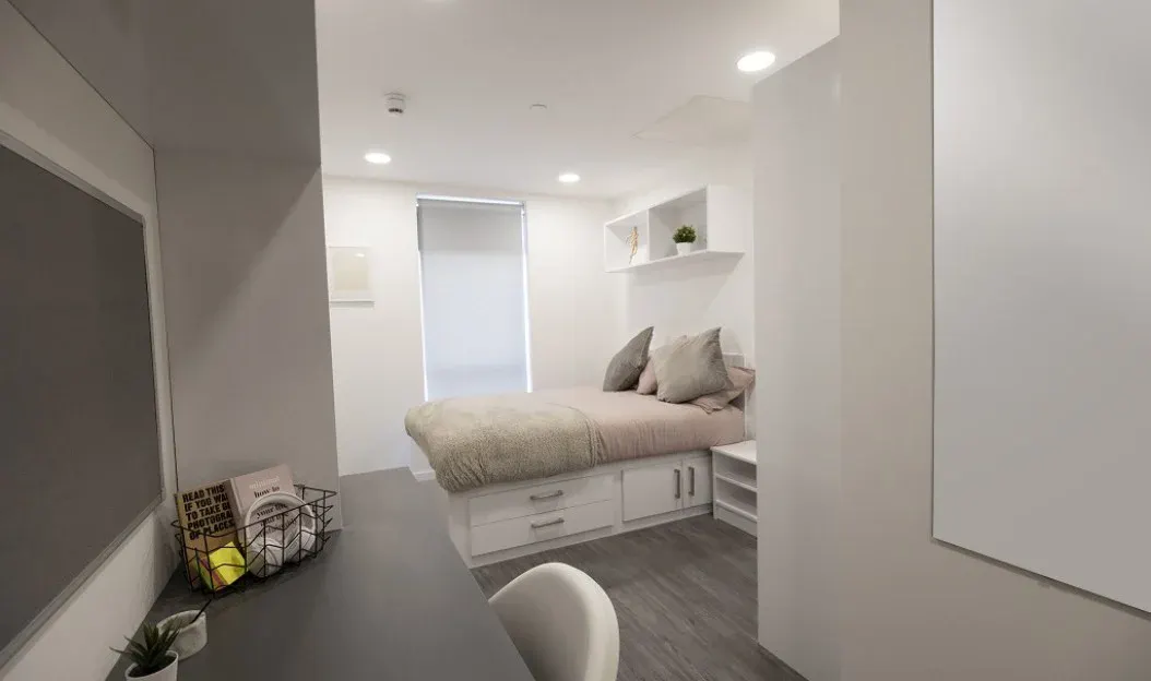 5 Bed Classic En-suite ROOM 3