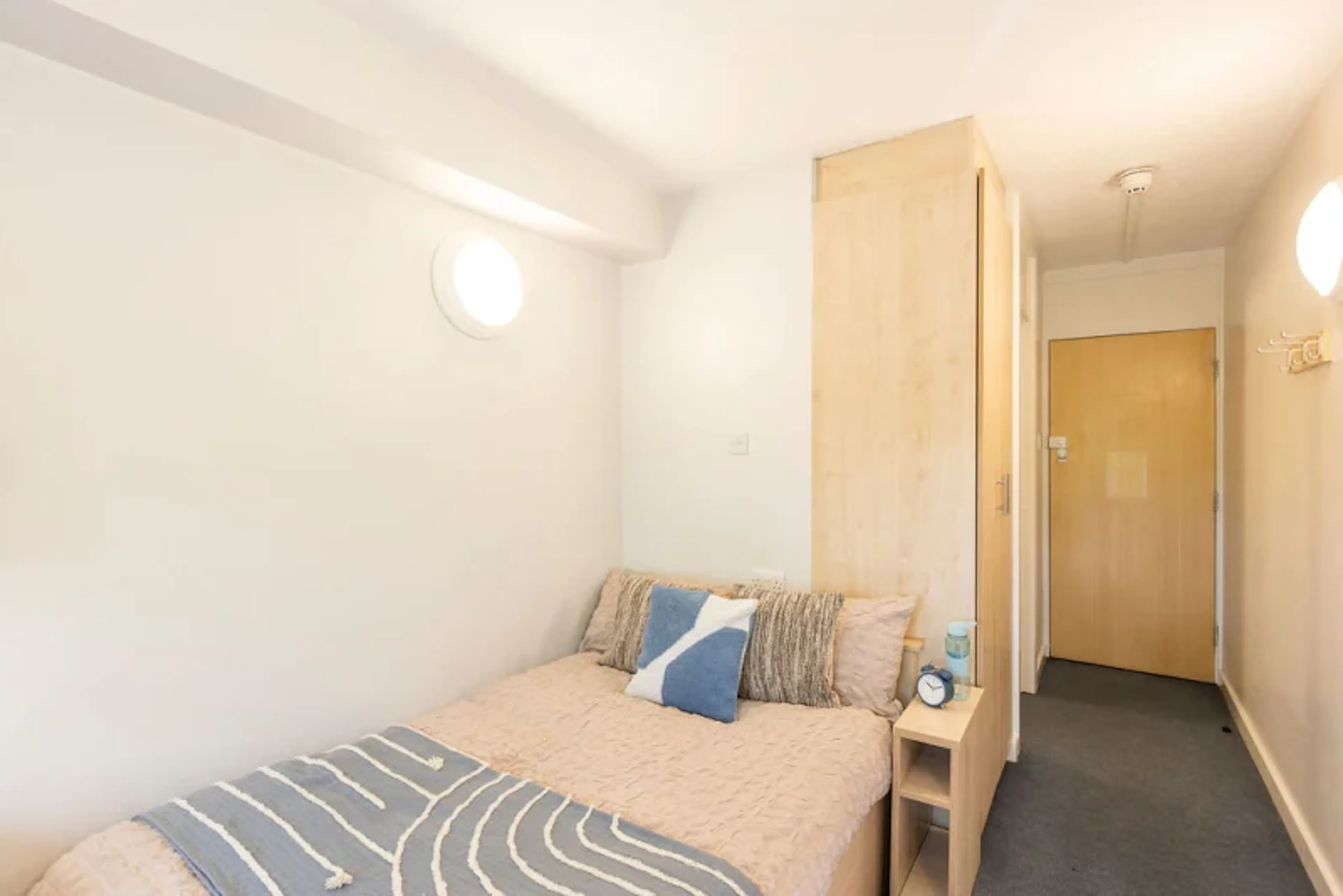 5 Bed Classic En-Suite ROOM 1