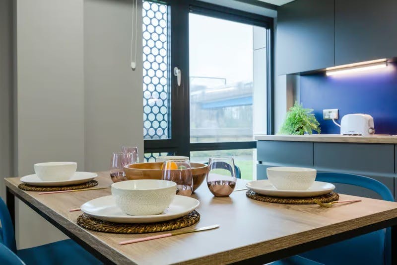 5 Bed Standard En-suite