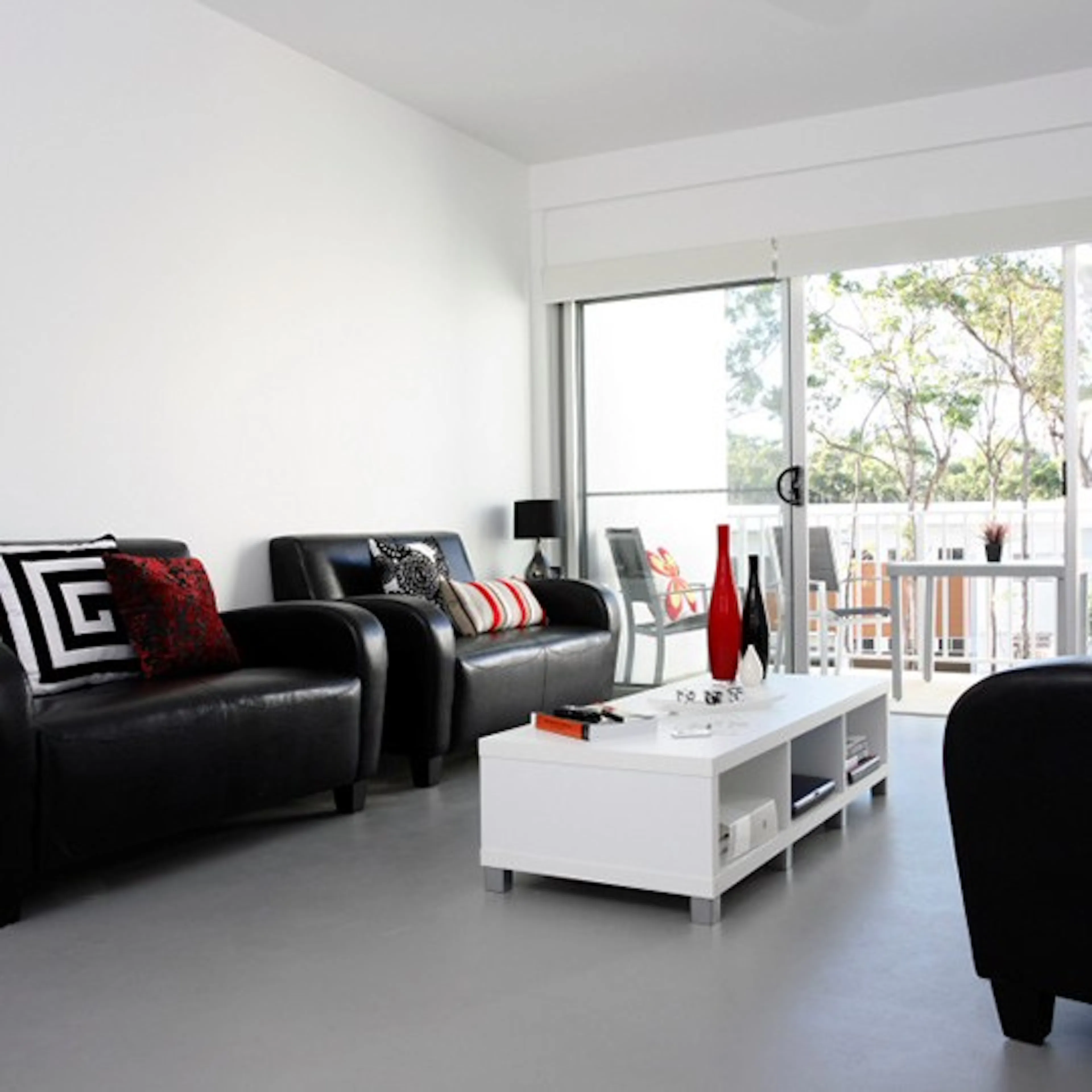5 Bedroom Apartment ROOM 4