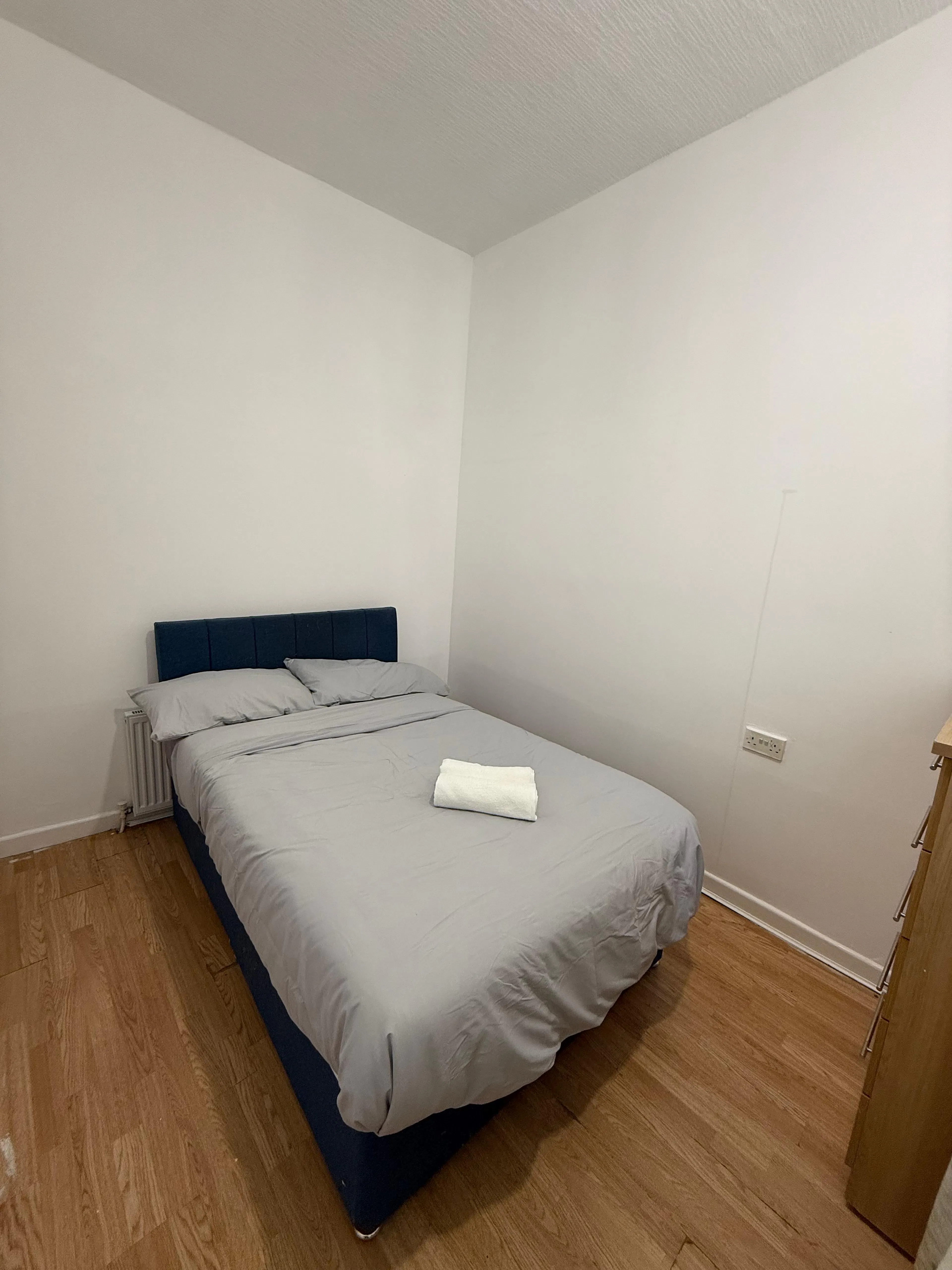 ROOM ROOM 2