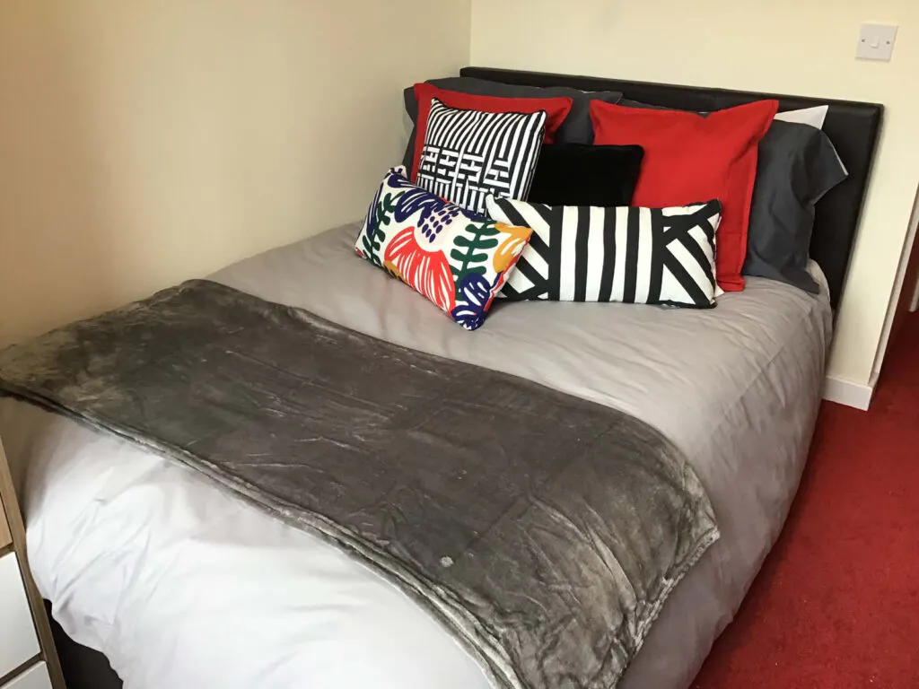Classic En-Suite Behn Hall