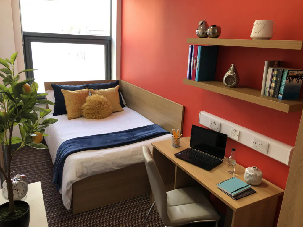 Deluxe En-suite Room