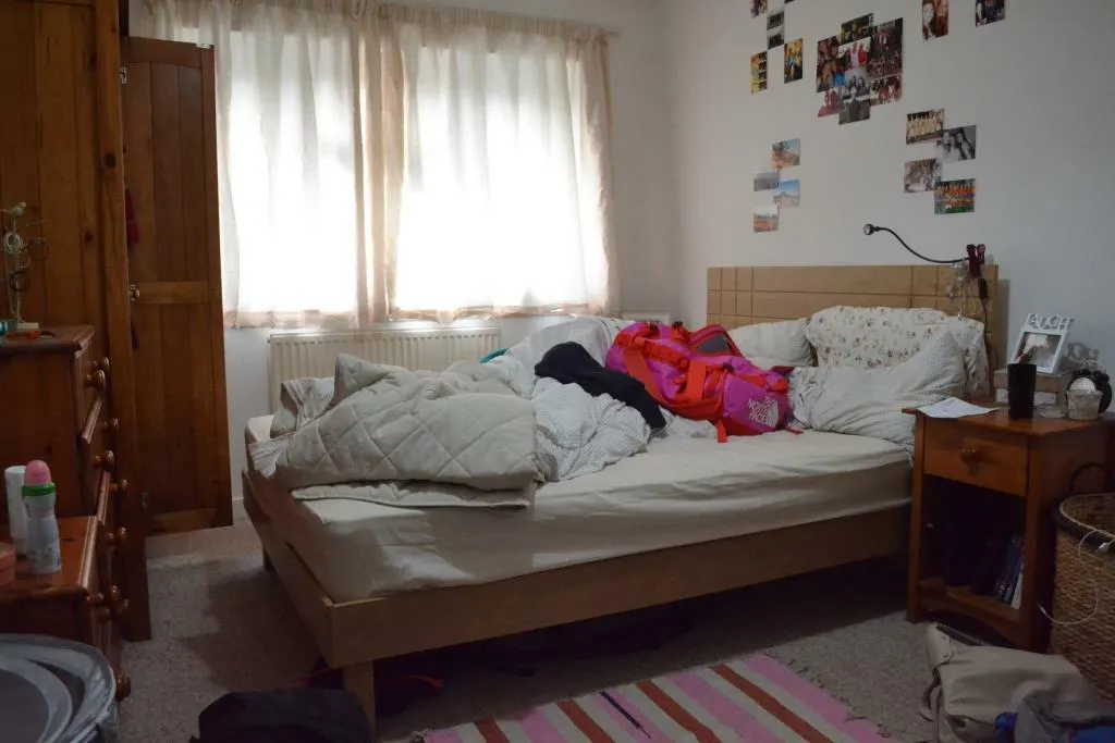 ROOM ROOM 2