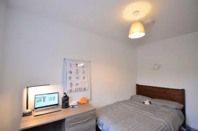 5 Bedroom Apartment room image 5