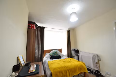 86-warwards-lane-selly-oak-birmingham-ROOM