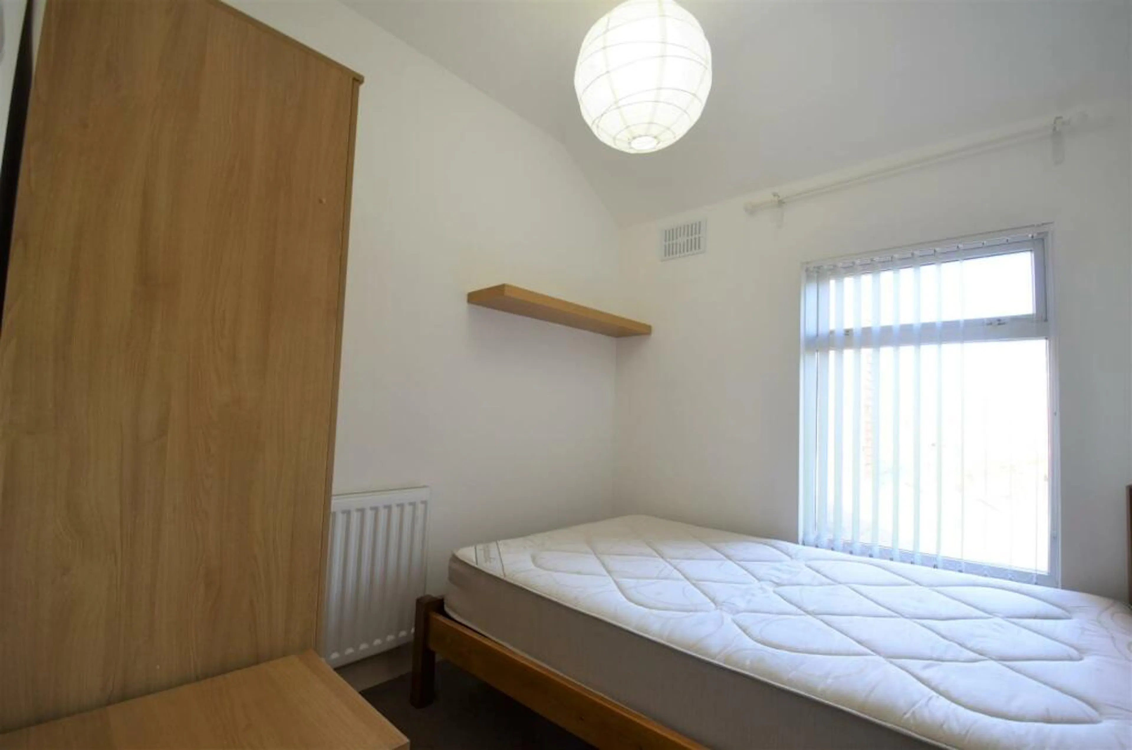 ROOM ROOM 4