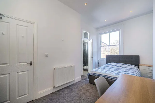 One room in 2 bedroom apartment room image 1