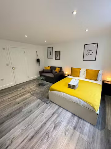 e15-1lz-chobham-rd-london-Double Ensuite-1