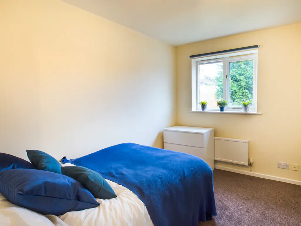 Two-Bed Apartment ROOM