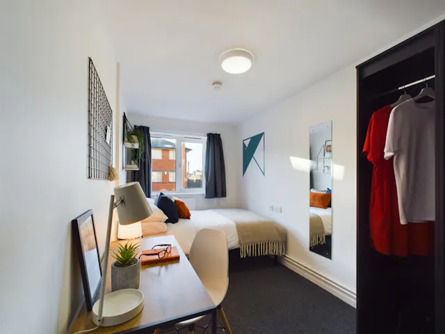 6 Bedroom House room image 7