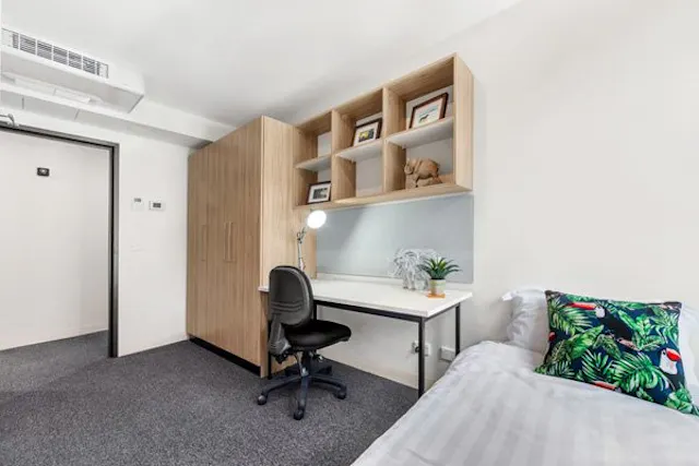 6 Bedroom Multi-Share Apartment room image 1