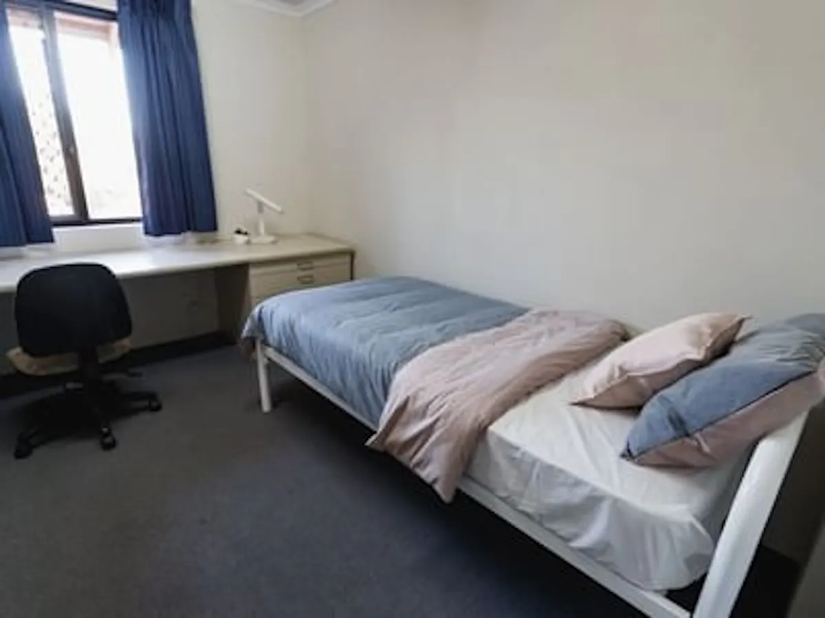 ROOM ROOM