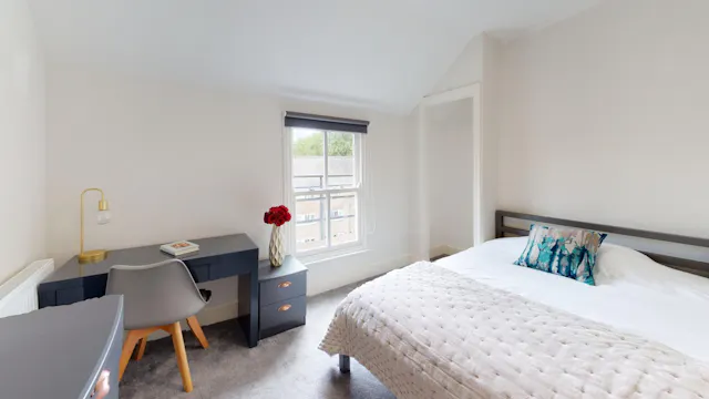 6 Bedroom Apartment room image 1