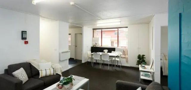 Buru - 12 Bedroom Apartment room image 1