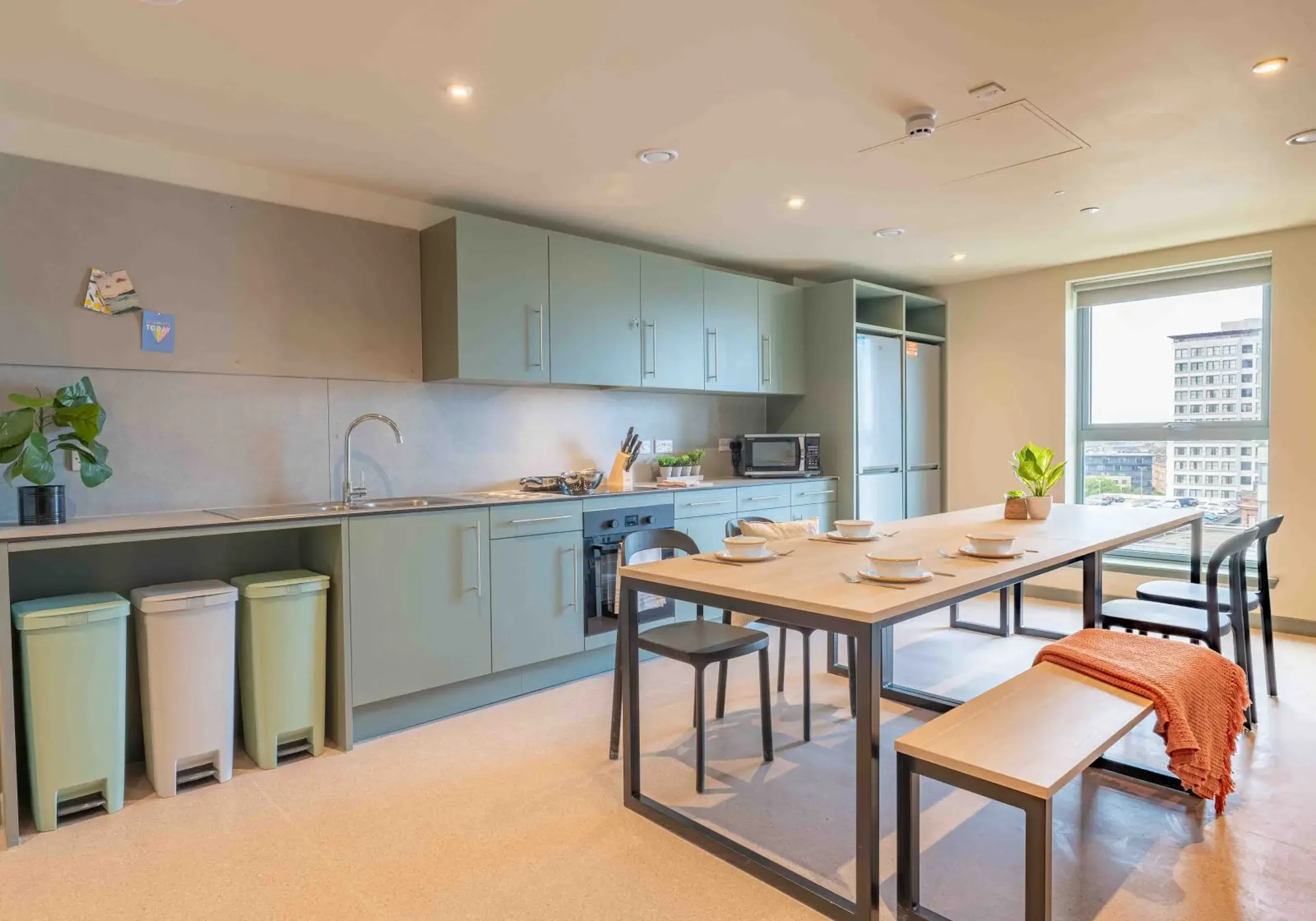 Bronze En Suite KITCHEN 2