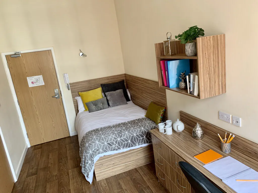 Premier En-Suite UK Guarantor not required