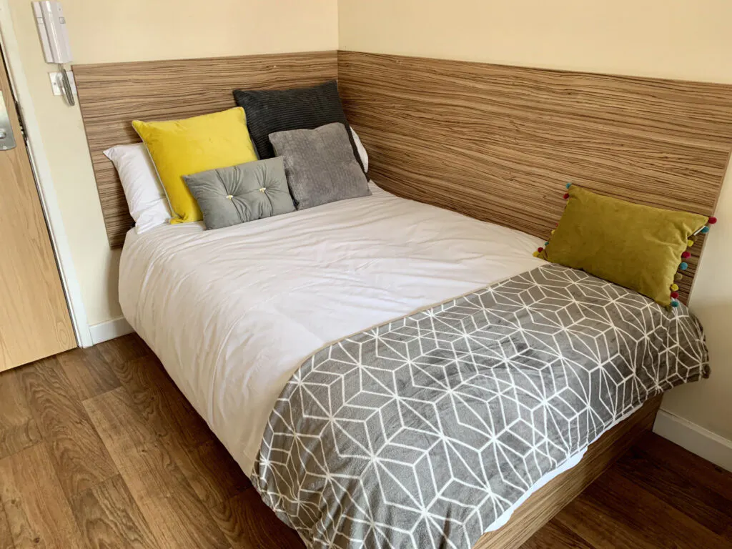 Premier En-Suite UK Guarantor not required