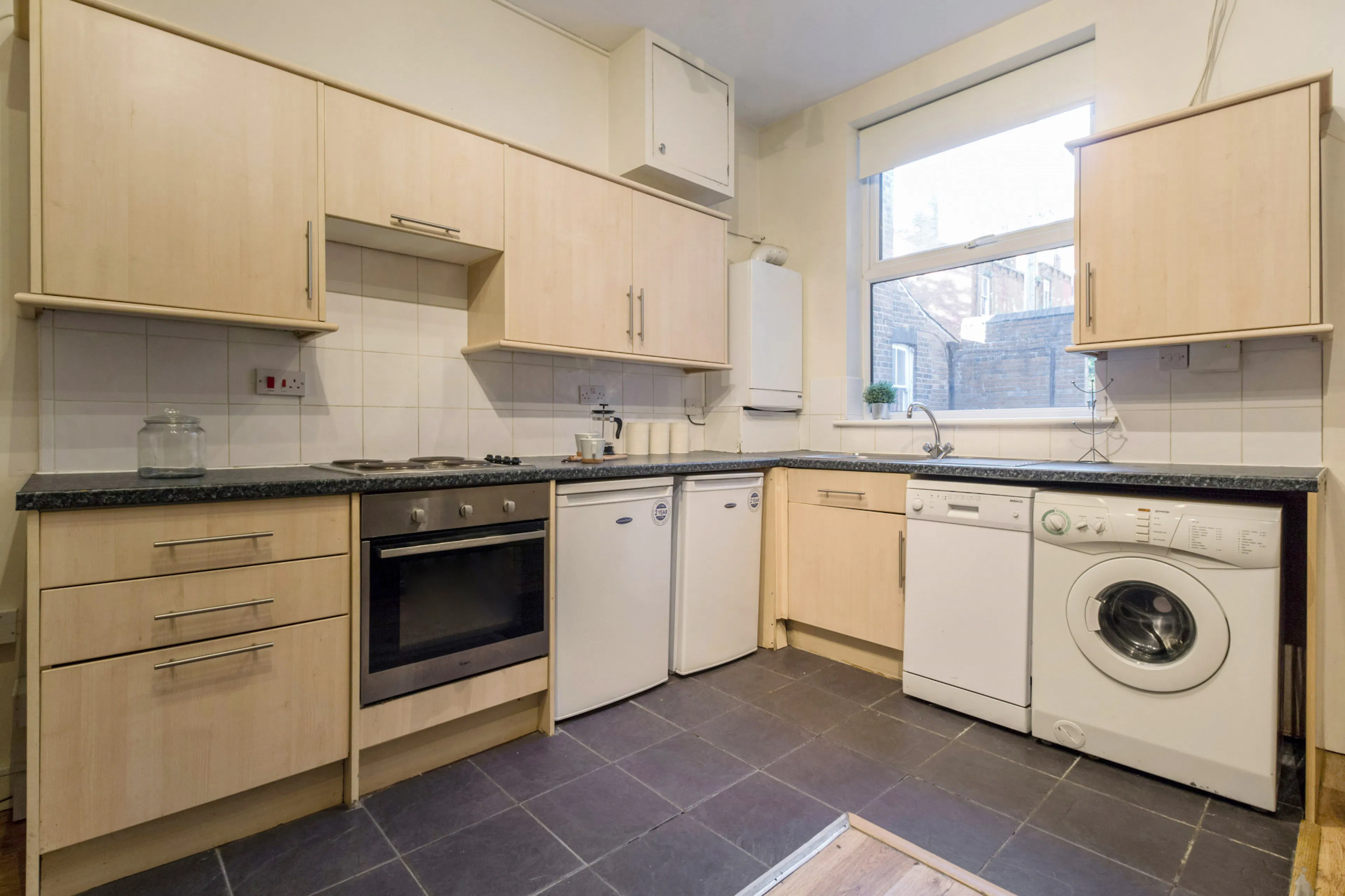 KITCHEN KITCHEN 4