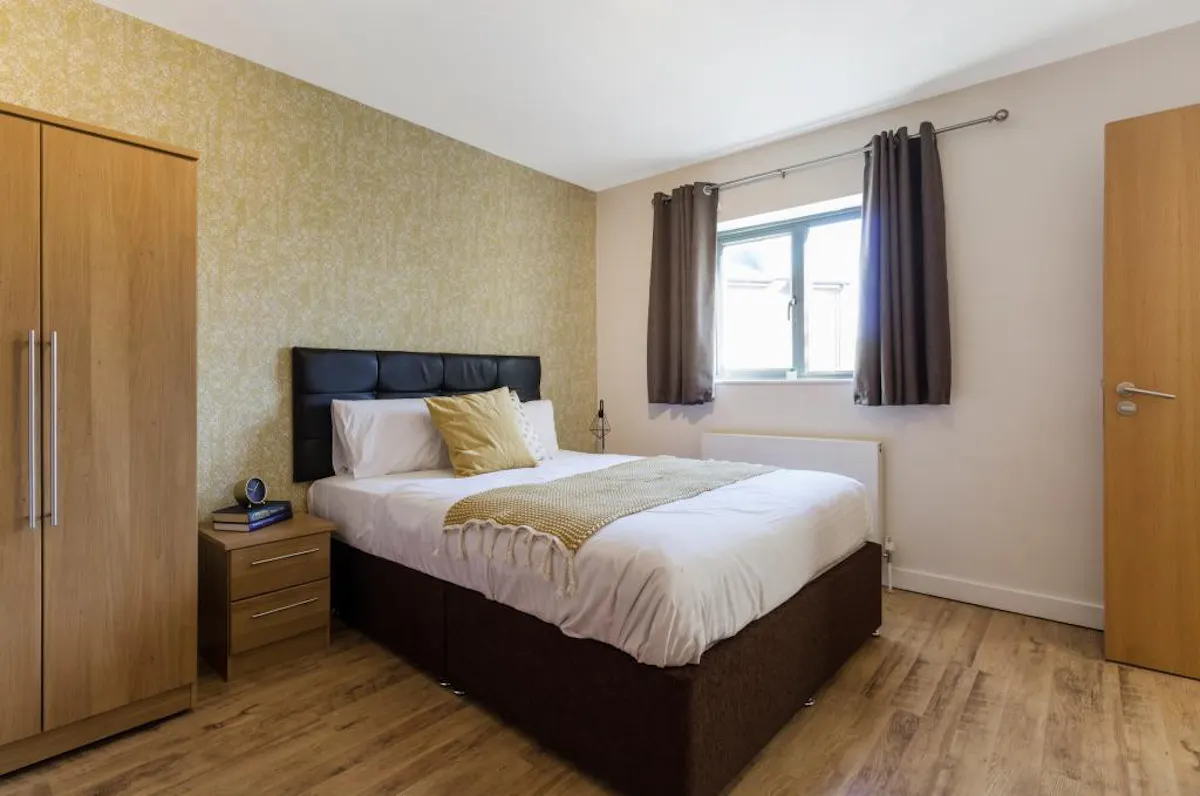 Four Bedroom ROOM