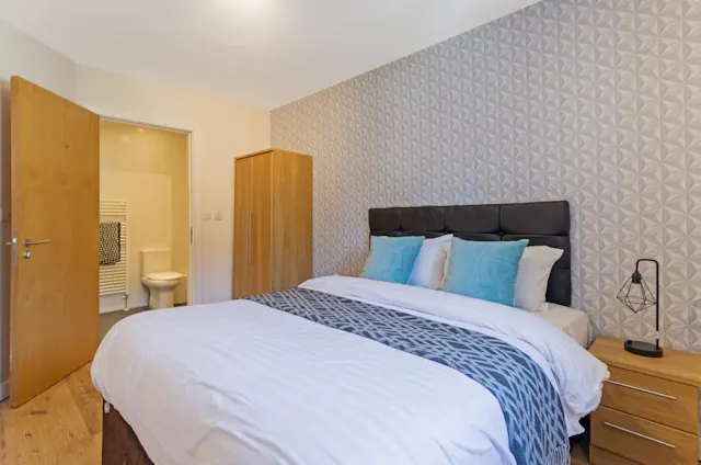 Four Bedroom room image 2