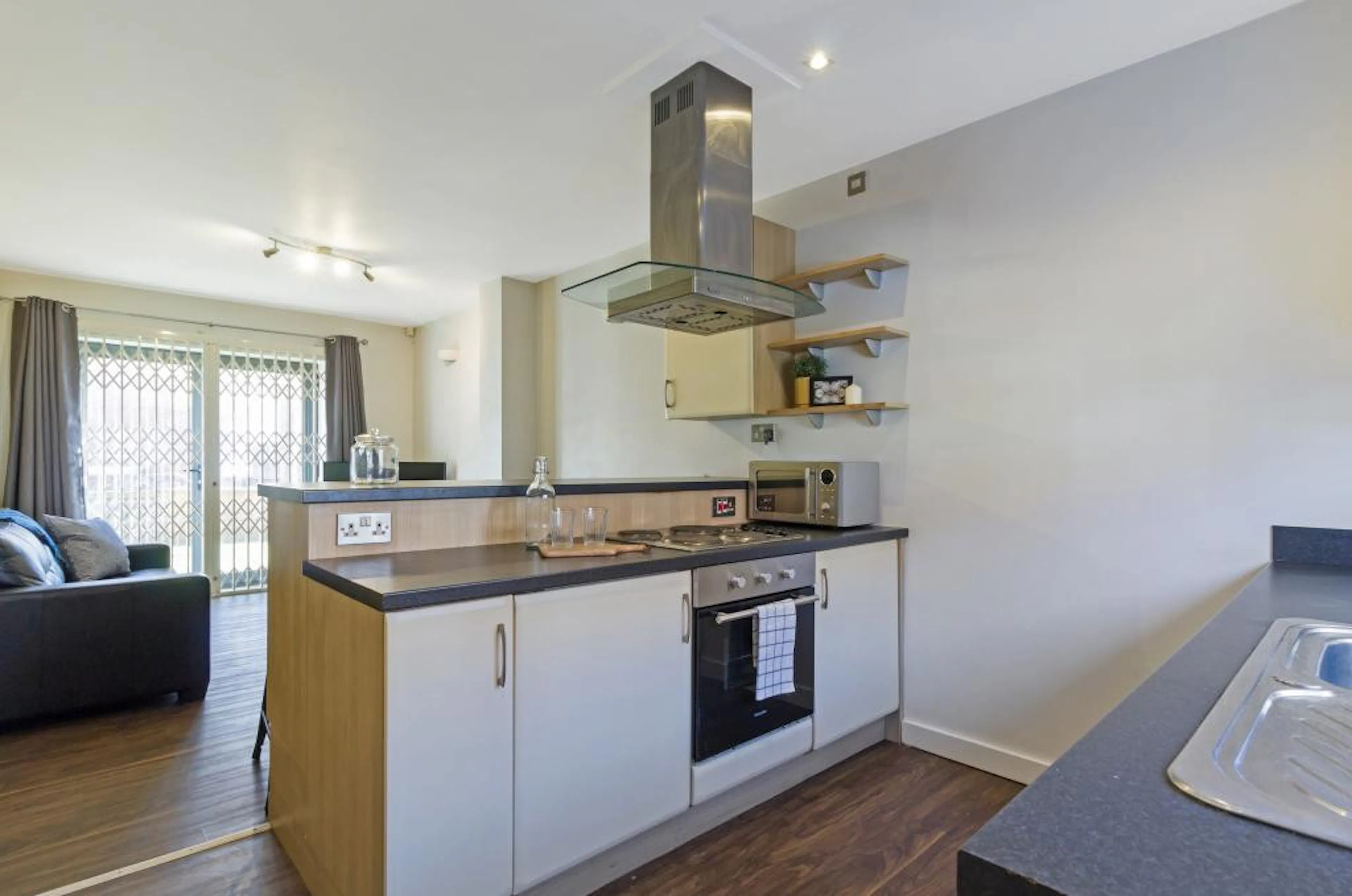 Four Bedroom KITCHEN 4