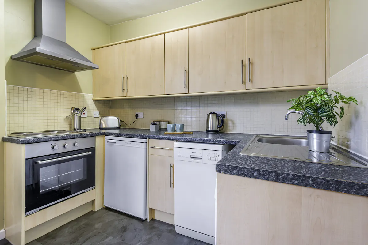 KITCHEN KITCHEN