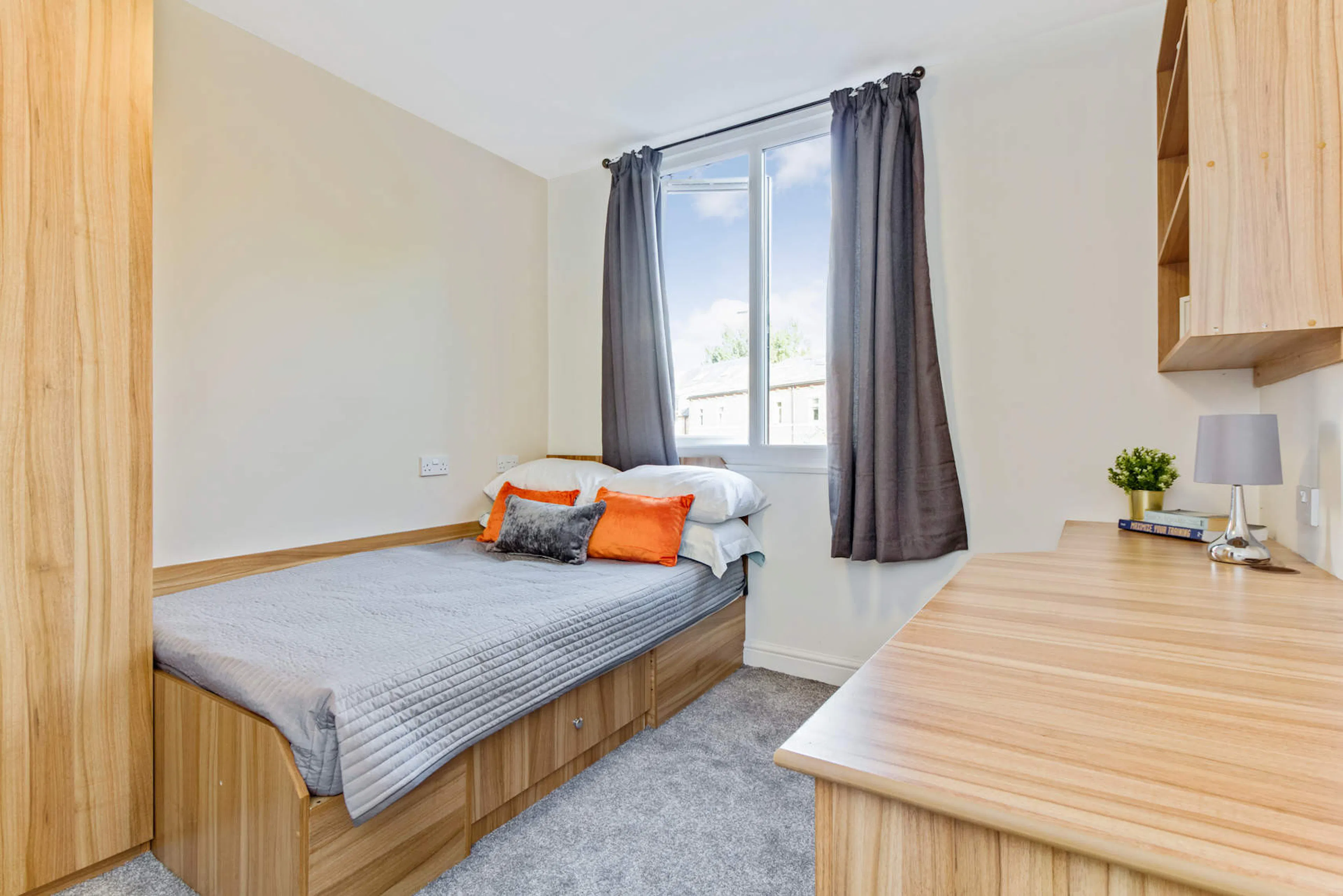 ROOM ROOM 2