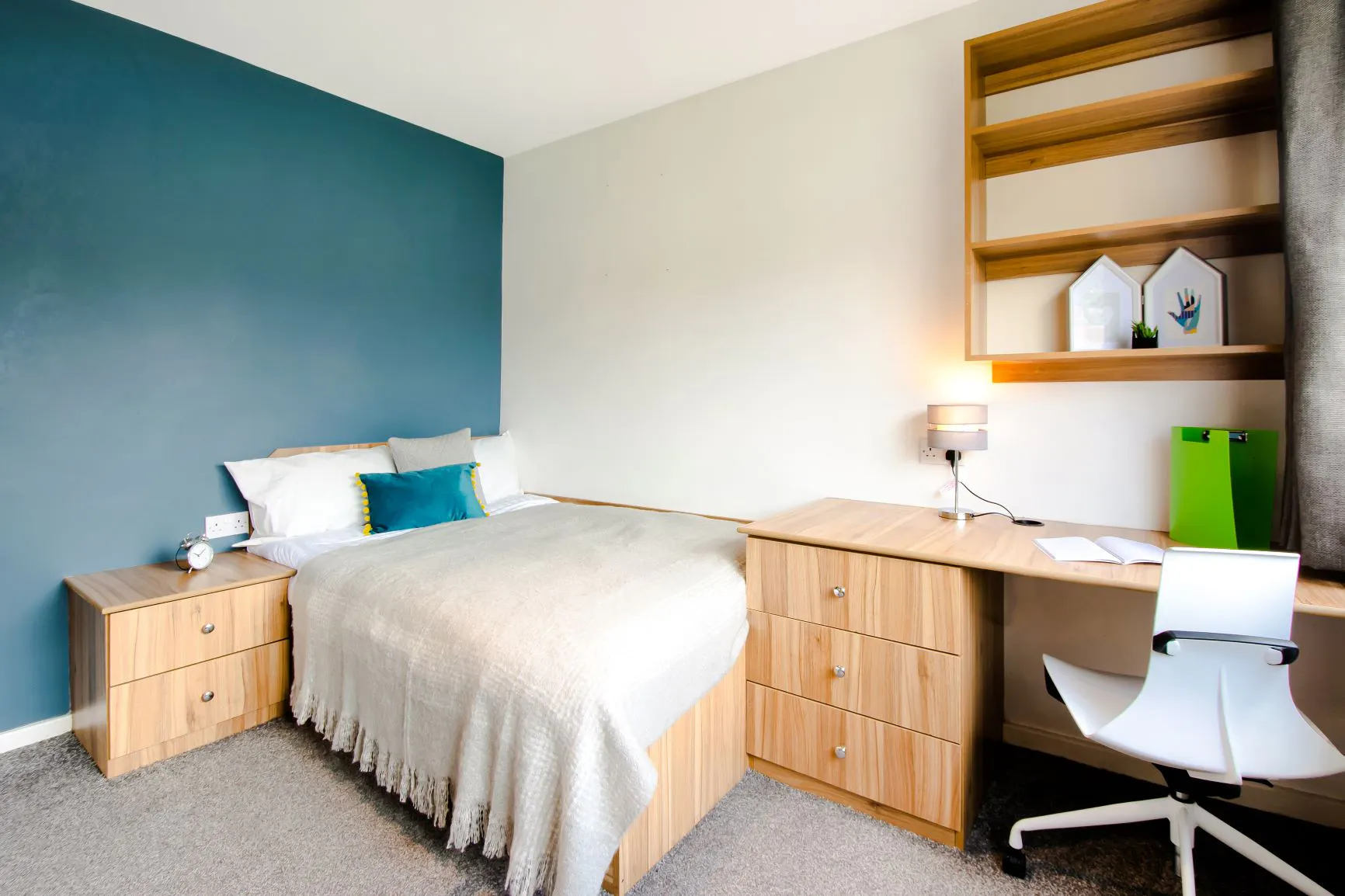 ROOM ROOM 2