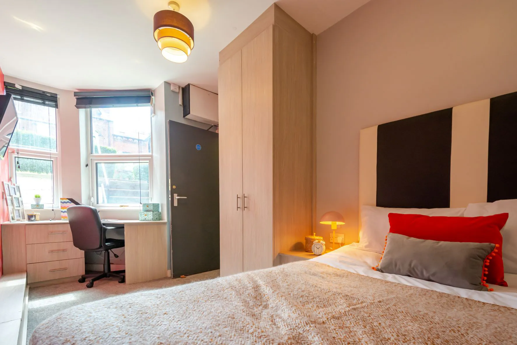 ROOM ROOM 4