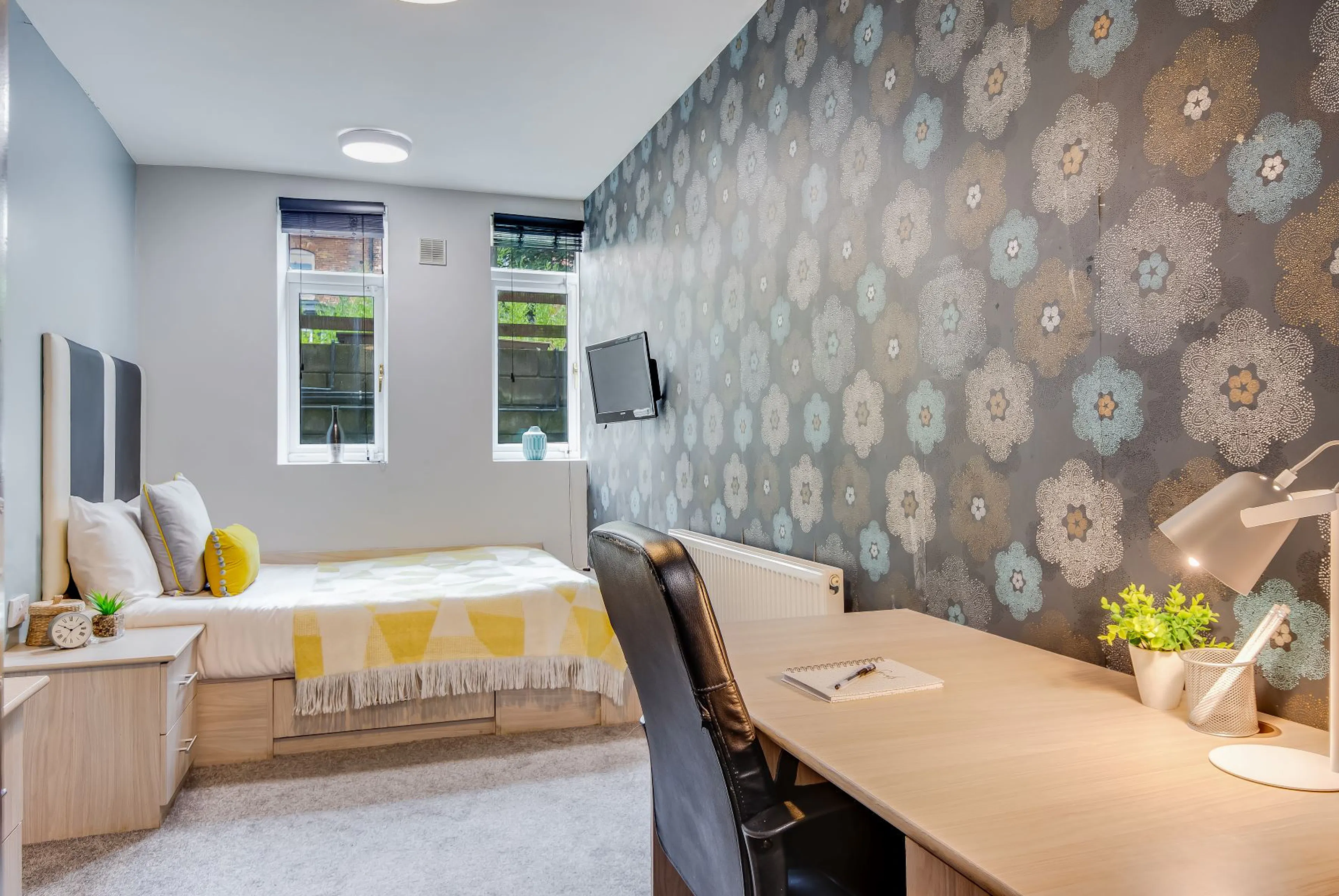 ROOM ROOM 2
